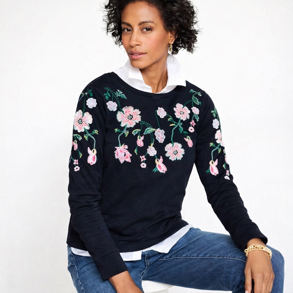 Classic‎ Chic Floral Embroidered Long Sleeve Knit Top Black
